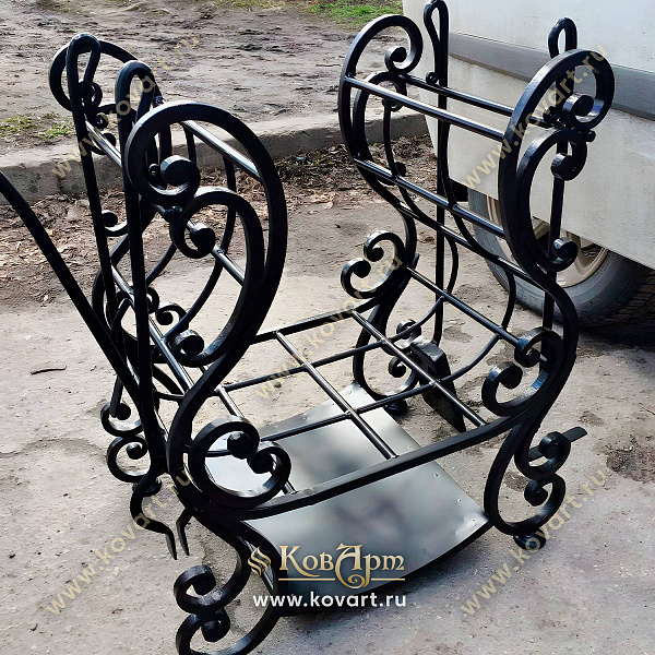 Кованые дровники