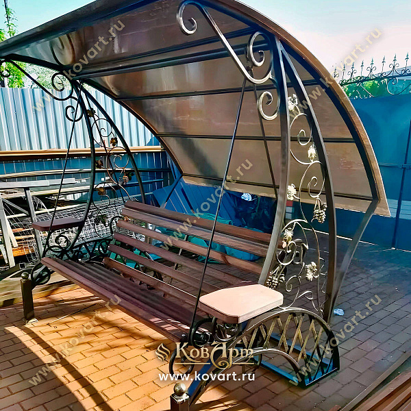 Кованые качели