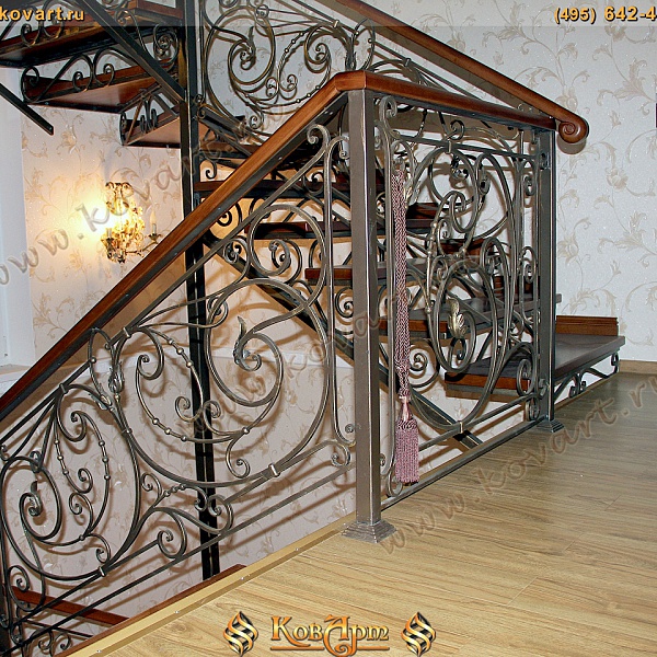 Кованая лестница коричневого цвета Код: КЛ-28/71