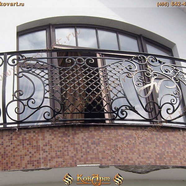 Кованые пузатые балконы для загородного дома Код: БО-036/66