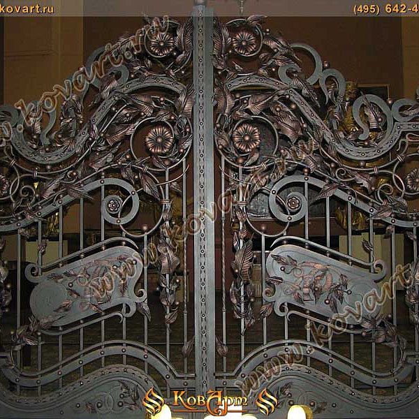 Кованые ворота с уникальной техникой ковки Код: ВО-08