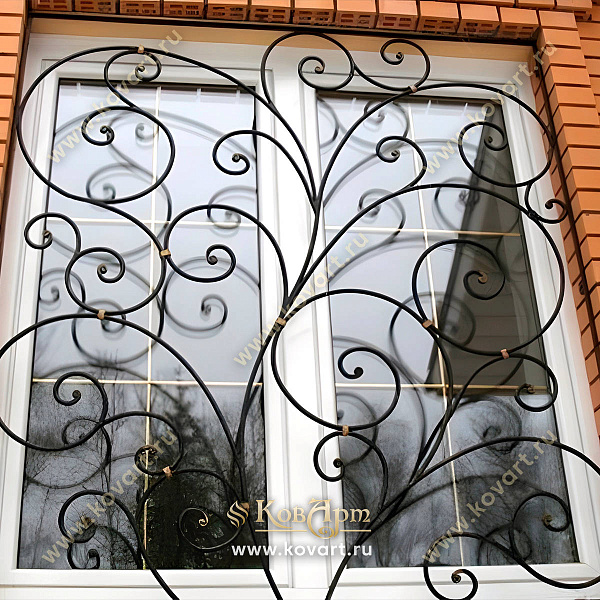 Кованые решетки на окна