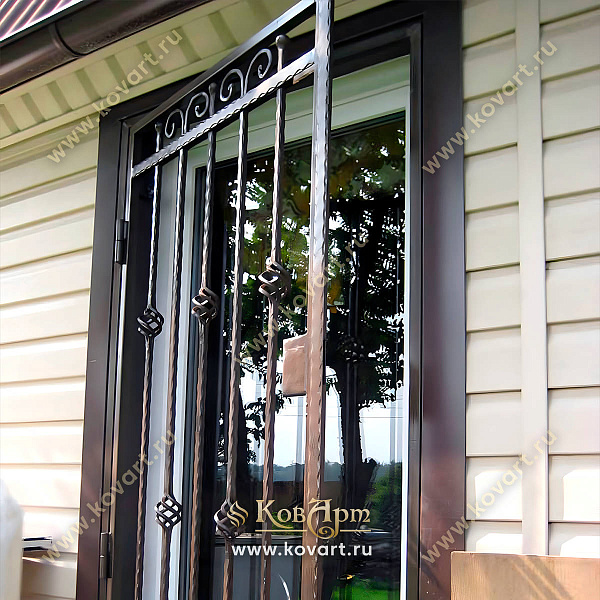 Кованые решетки на окна