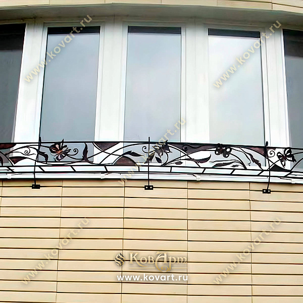 Кованые цветники