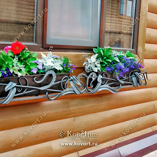 Кованые цветники