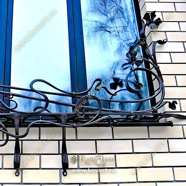 Кованые цветники