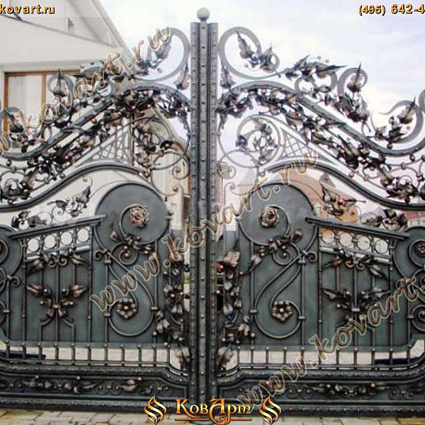 Распашные ворота с ковкой ручной работы Код: КРВ-26