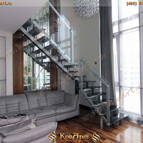 Стальная лестница со стеклянными перилами Код: КЛ-15/67