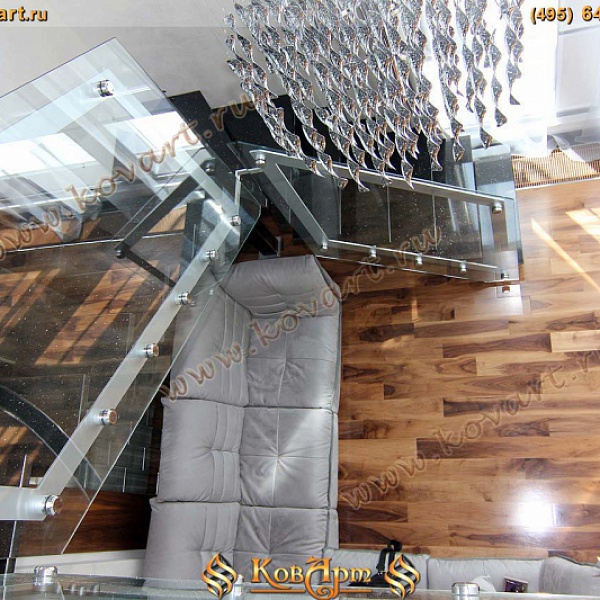 Стальная лестница со стеклянными перилами Код: КЛ-15/73