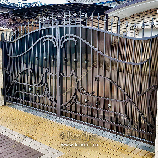 Кованые ворота