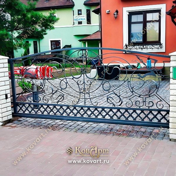 Кованые ворота