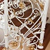 Белая винтовая лестница с коваными элементами Код: КВЛ-04/101