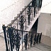 Лестница с коваными перилами ручной работы Код: КЛ-54/76