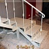 Металлическая лестница белого цвета с металлическими ступенями Код: КЛ-21/78