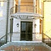 Полукруглый кованый балкон над входом Код: БО-0105/66