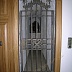 Железная дверь с ковкой в интерьере дома Код: ДВ-011/65