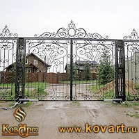 Распашные кованые ворота и калитки Код: КРВ-06
