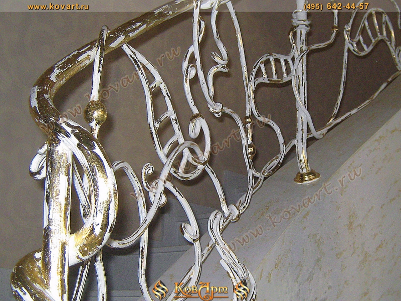 Кованые золотые перила с белой патиной Код: ЛП-059/66
