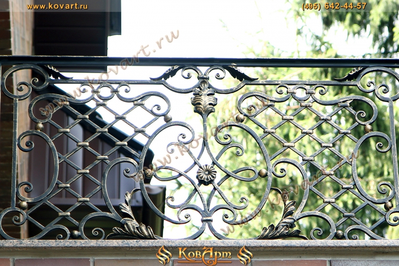 Кованые балконы черного цвета для дачи Код: БО-027/75