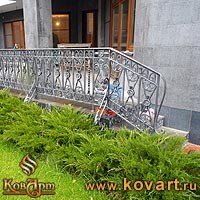 Кованые держатели деревянного поручня Код: ЛП-186/105