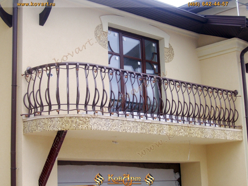 Кованый балкон коричневого цвета Код: БО-155/63