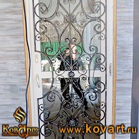 Кованые решетки на деревянный дом Код: РЕ-049/69