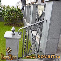 Кованые держатели деревянного поручня Код: ЛП-186/98