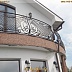 Кованые пузатые балконы для загородного дома Код: БО-036/67